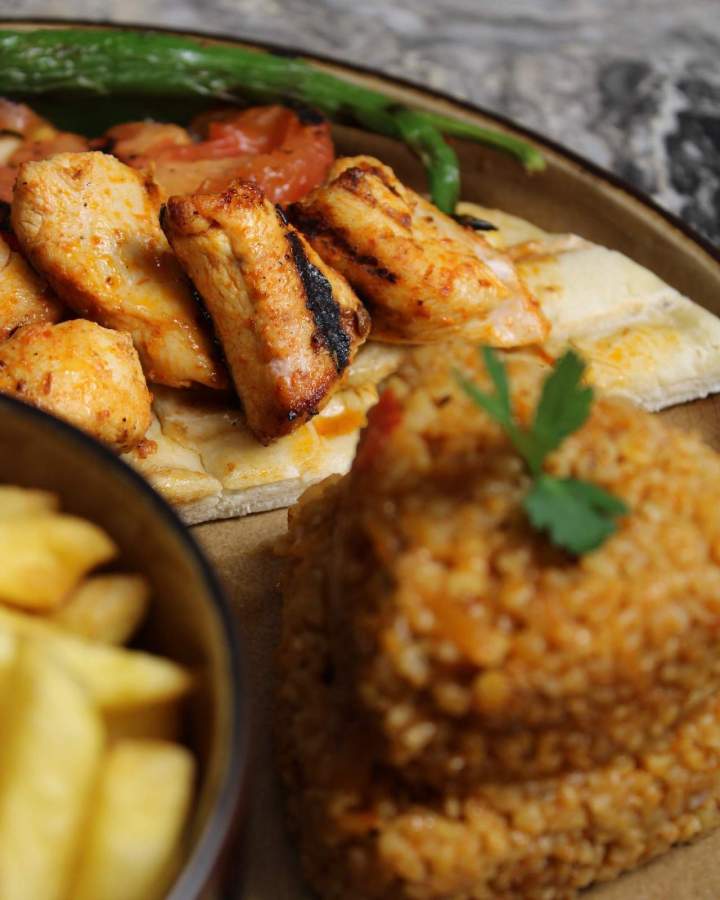 Plat savoureux fait maison Le Petit-Quevilly